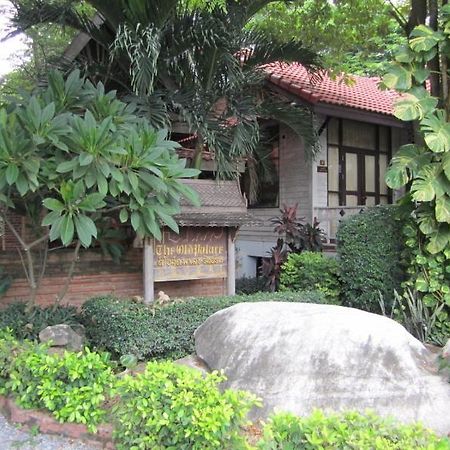 The Old Palace Resort Klong Sa Bua Phra Nakhon Si Ayutthaya Exterior foto