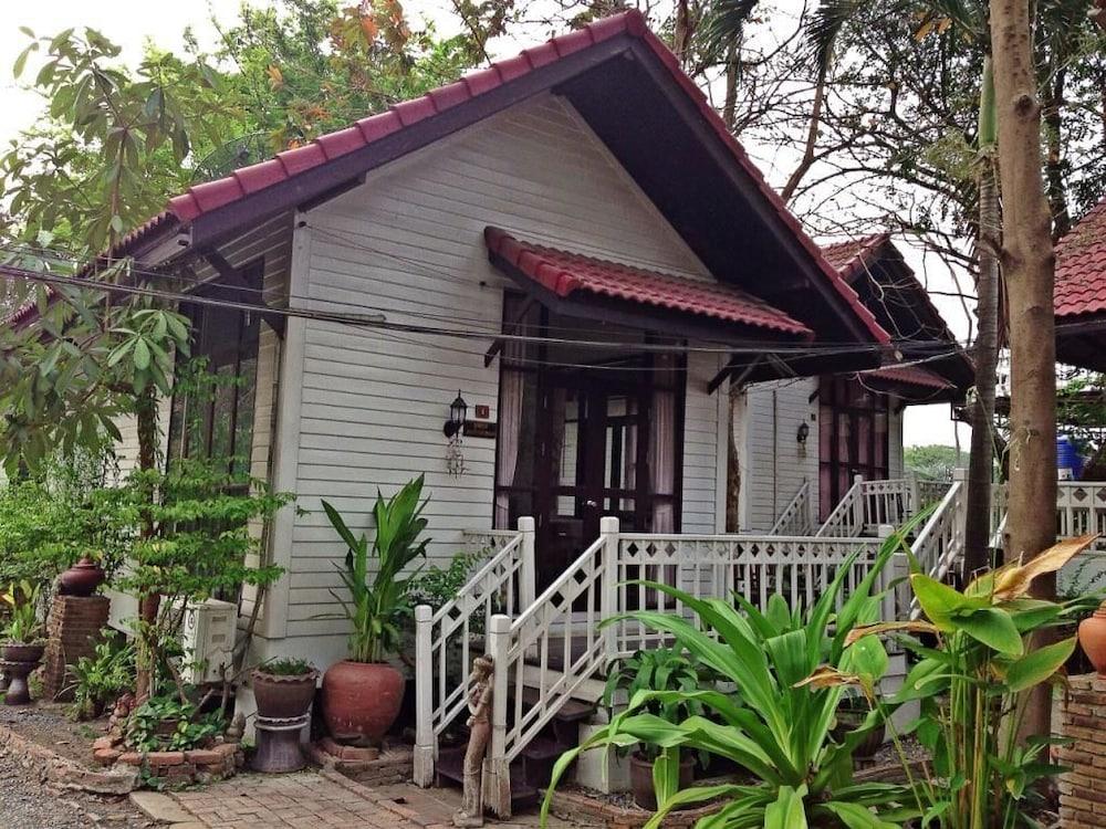 The Old Palace Resort Klong Sa Bua Phra Nakhon Si Ayutthaya Exterior foto