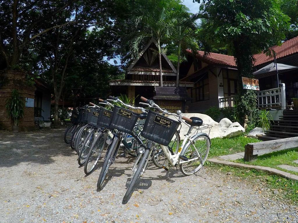 The Old Palace Resort Klong Sa Bua Phra Nakhon Si Ayutthaya Exterior foto